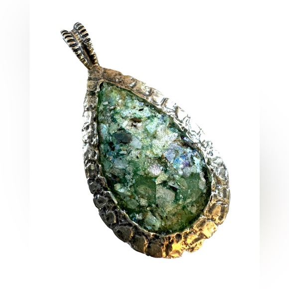 Vintage iridescent shell large pendant! - Picture 5 of 10